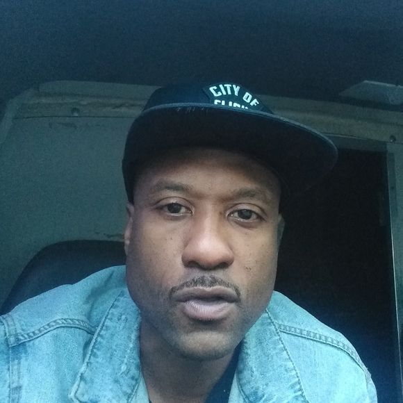 Meet your Posher, Miracle - Picture 1 of 1